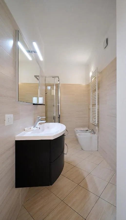 Xenia Apartments - New And Bright Urban Housing Milan